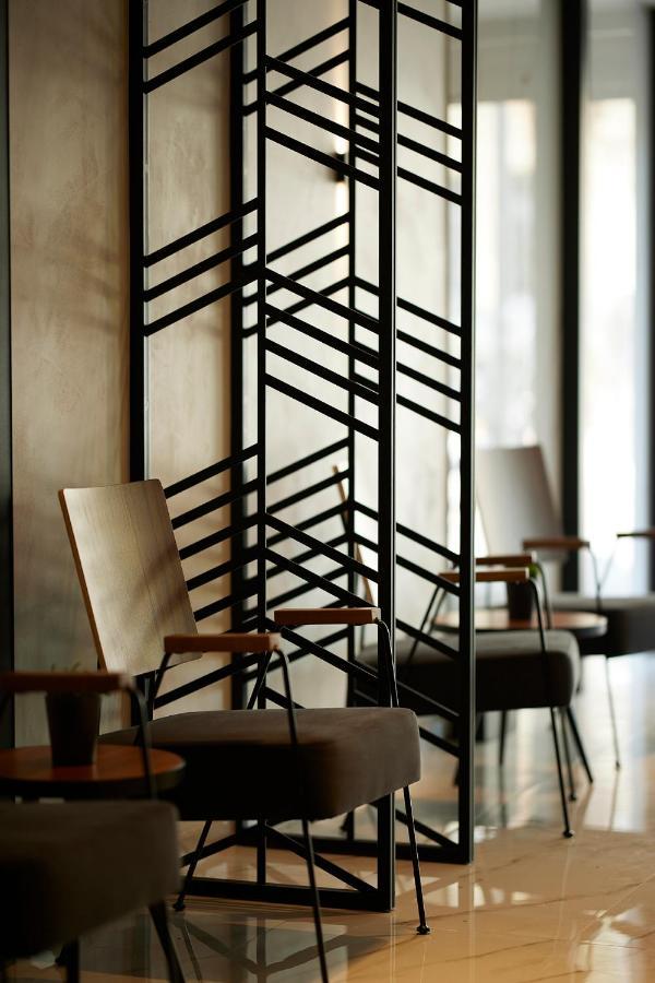The Port Square Hotel Piraeus Exterior photo